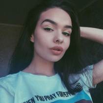 Profile picture of Alina