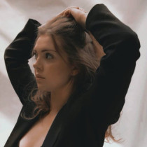 Profile picture of Hania
